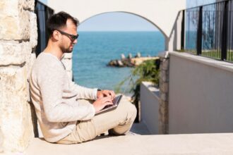 Digital Nomad Lifestyle: Working Remotely from Anywhere