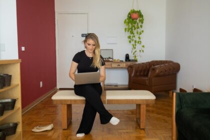 Stand Tall, Feel Great: Improve Posture with Stretching Techniques and Ergonomics