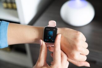 Incorporating Wearable Technology into the Internet of Things (IoT)