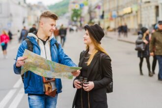 How to Find the Best Local Travel Experiences in Any City